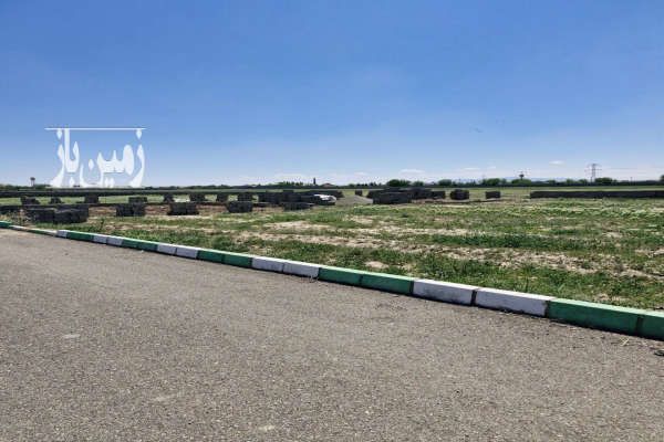زمین ۵۰۰ متری در روستای قنبر اباد شهرک زنیچ-1