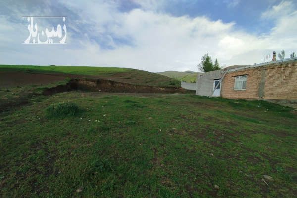 زمین مسکونی شهرستان نمین روستای حور ۲۰۰ متر-2