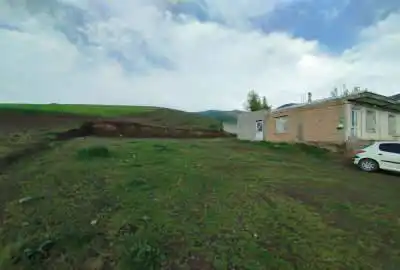 زمین مسکونی شهرستان نمین روستای حور ۲۰۰ متر