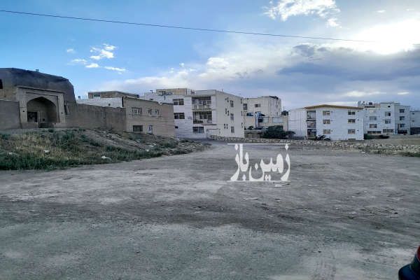زمینی چهار بر در تفرش طرخوران ۷۲۲ متر-1