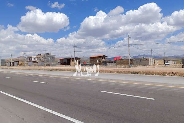 فروش زمین تجاری و مسکونی جاده اصلی ۳۰۰ متر روستای خمارک - تصویر 1