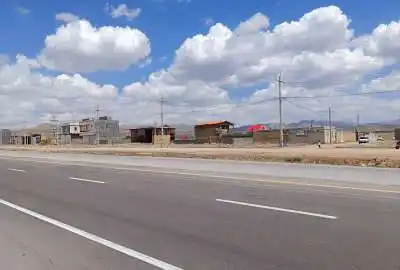 فروش زمین تجاری و مسکونی جاده اصلی ۳۰۰ متر روستای خمارک