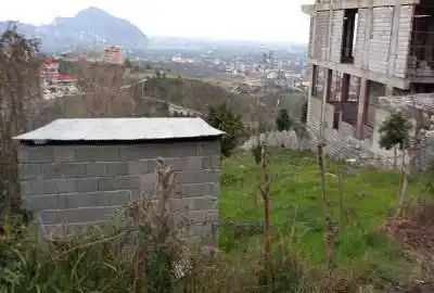 بزمین ۱۰۲۷ متر افت مسکونی با جواز ساخت
