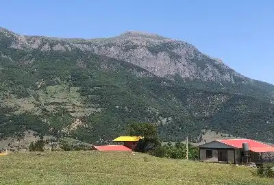 زمین با سند واقع در قلهک سرخ اباد