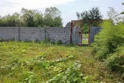 فروش زمین با پروانه ساخت و چاه آب ۱۰۰۸ متر