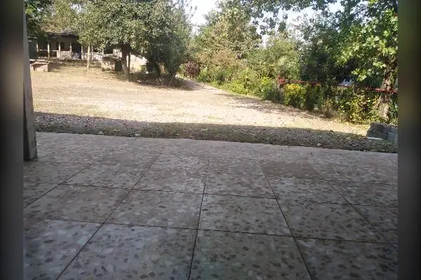 فروش زمین همراه استخر ۲۷۰۰۰ متر لاهیجان - تصویر 2