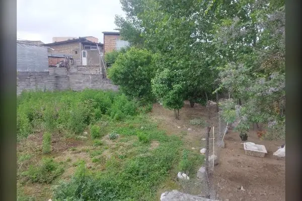 زمین با محیطی ارام و زیبا کمربندی شمالی ۷۷۲ متر - تصویر 2