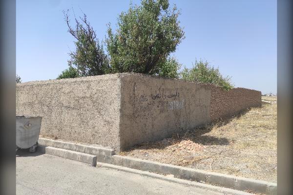 زمین چهار دیواری مسکونی بر خیابان اصلی - تصویر 4