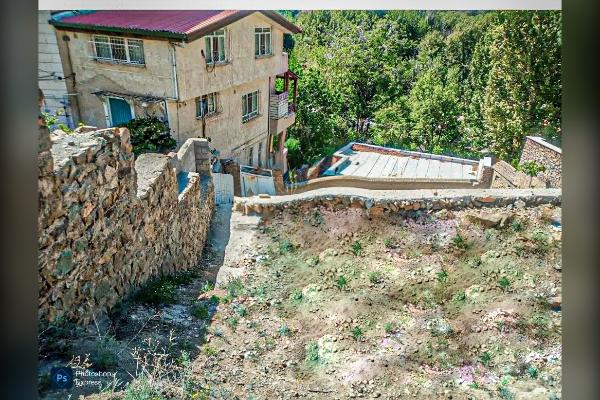 زمینِ چهار دیواریِ ۲۰۰ متری در سرجو کرج - تصویر 1
