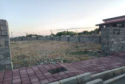 زمین ۵۰۹ متر بام کردان با جواز ساخت