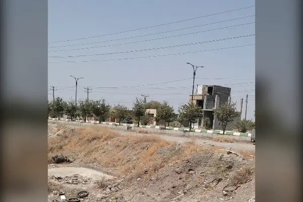 زمین تجاری ۸۴ متری با بر ۷ متر در هشت بندی - تصویر 2