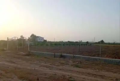فروش زمین خونه باغ و کشاورزی زیر ریل راه آهن ۲۵۰۰ متر
