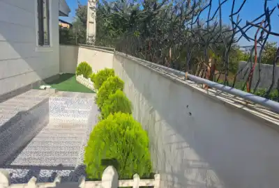 فروش زمین داخل بافت ۹۸ متر میدان خزر