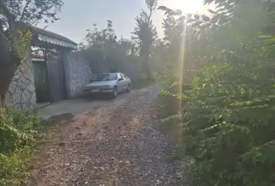 فروش زمین مسکونی و باغی درسنگر رشت ۷۷۱ متر