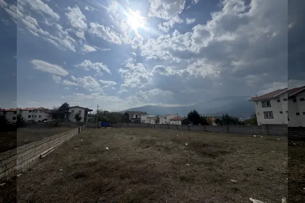 زمین داخل بافت مازندران کلاردشت کردیچال ۸۸۸ متر - تصویر 3
