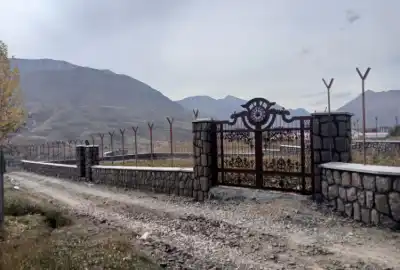 فروش زمین ییلاقی ۱۷۵۰ متر نزدیک جاده اصلی