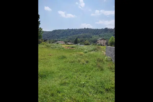 فروش زمین در امام زاده هاشم شهر بیجار رشت ۱۲۱۰ متر - تصویر 3